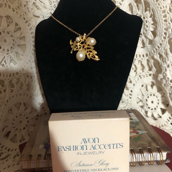 NWT Vintage Avon Autum Glory Necklace which converts to a Brooch. - Picture 5 of 10